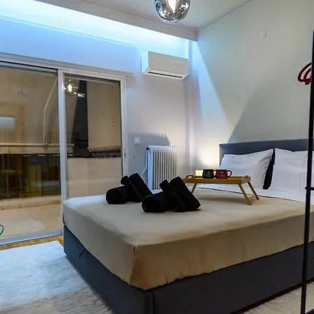 Serenity And 2 Bedroom Luxury In Kalamaria Apartment *