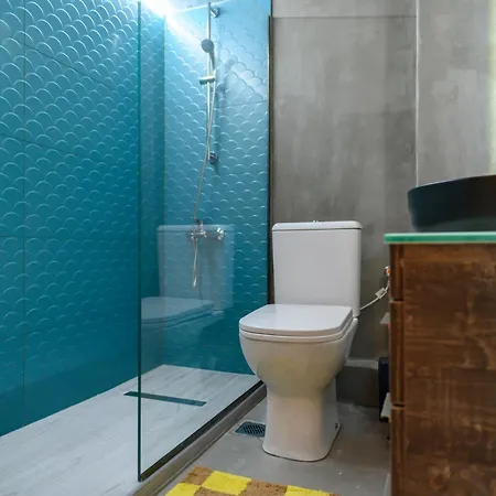 Serenity And 2 Bedroom Luxury In Kalamaria Apartment *